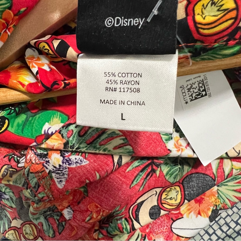 DISNEY Button Down Top - Picture 3 of 4